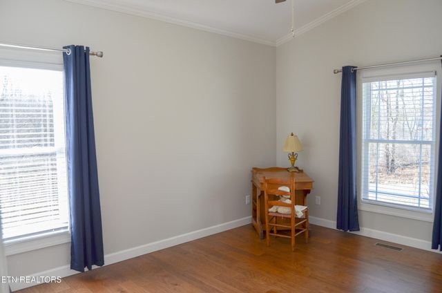 380 Mountain Preserve Pkwy, Crab Orchard, TN 37723