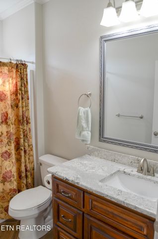 380 Mountain Preserve Pkwy, Crab Orchard, TN 37723