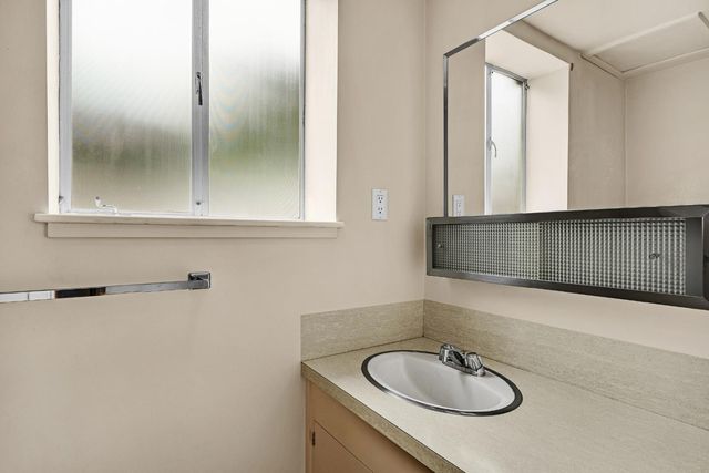15 Dana Court, South San Francisco, CA 94080