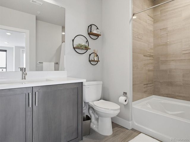 20 Wilcox St 502, Castle Rock, CO 80104
