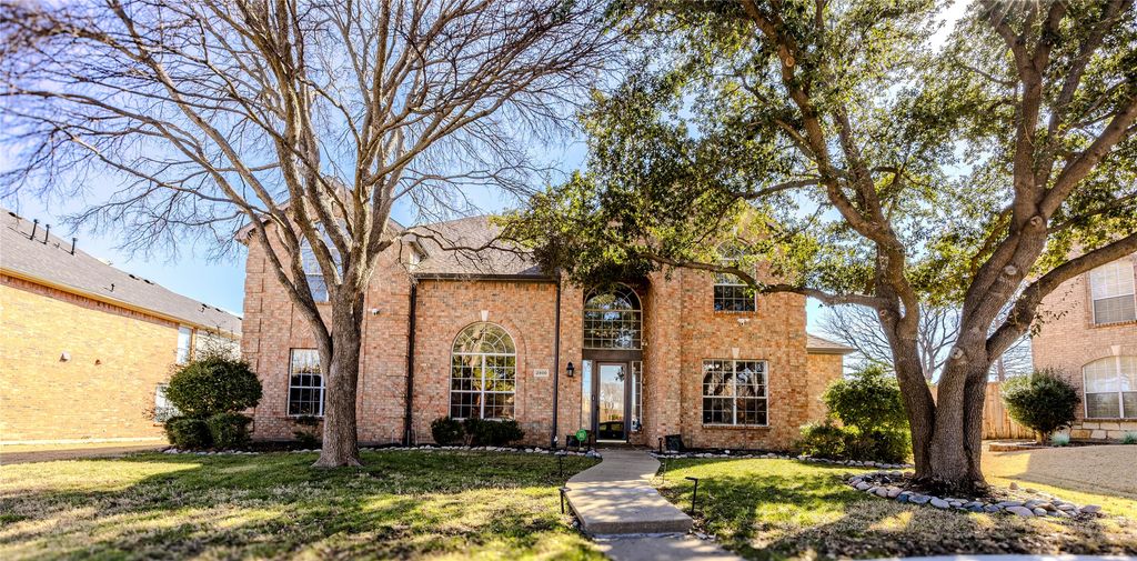 2800 Longtown Drive, Plano, TX 75093