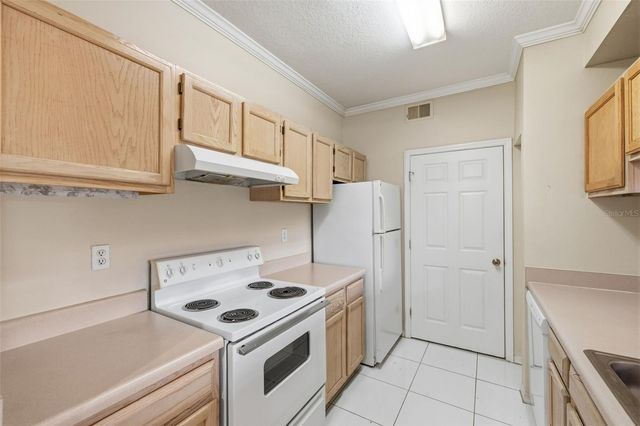 5612 PINNACLE HEIGHTS CIRCLE 312, Tampa, FL 33624