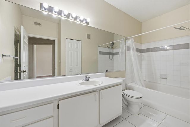 5612 PINNACLE HEIGHTS CIRCLE 312, Tampa, FL 33624