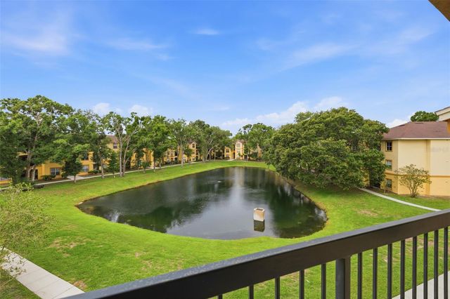 5612 PINNACLE HEIGHTS CIRCLE 312, Tampa, FL 33624
