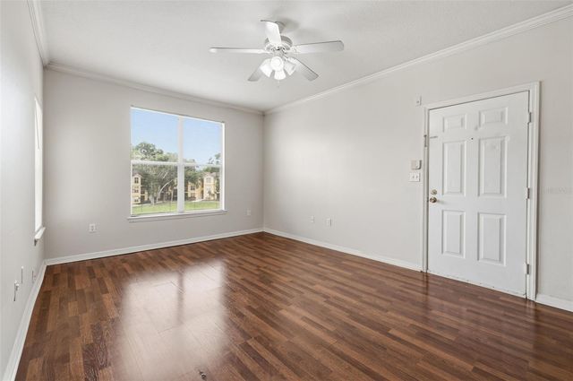 5612 PINNACLE HEIGHTS CIRCLE 312, Tampa, FL 33624