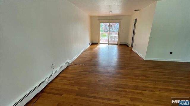 201 Rockland Avenue, River Vale, NJ 07675