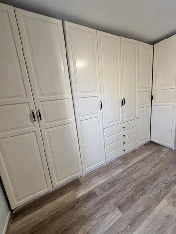 4639 Wild Indigo Street 472, Houston, TX 77027