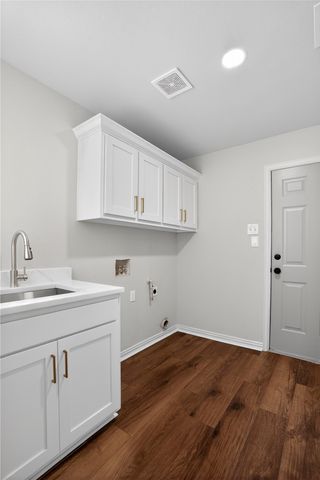 909 Saint Andrews Place, Desoto, TX 75115