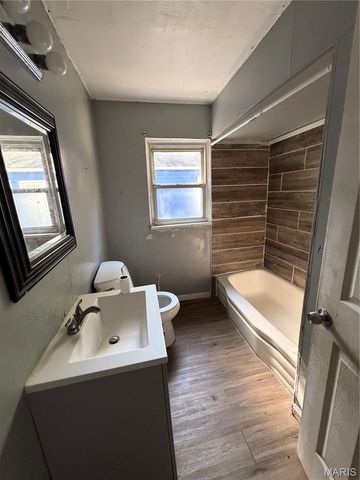 9825 Winkler Drive, Unincorporated, MO 63136