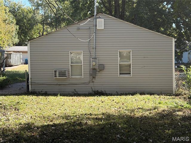 9825 Winkler Drive, Unincorporated, MO 63136