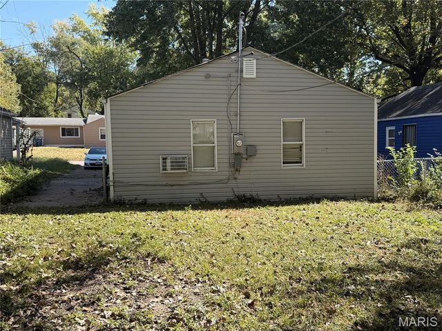 9825 Winkler Drive, Unincorporated, MO 63136
