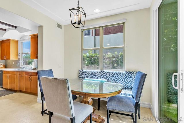 518 Sheffield, Cardiff By The Sea, CA 92007