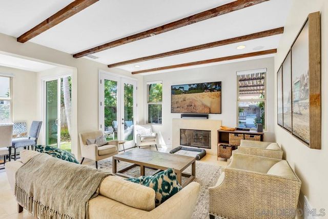 518 Sheffield, Cardiff By The Sea, CA 92007