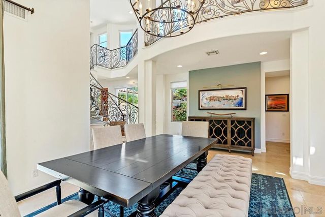 518 Sheffield, Cardiff By The Sea, CA 92007