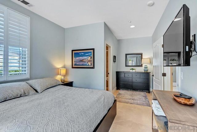 518 Sheffield, Cardiff By The Sea, CA 92007