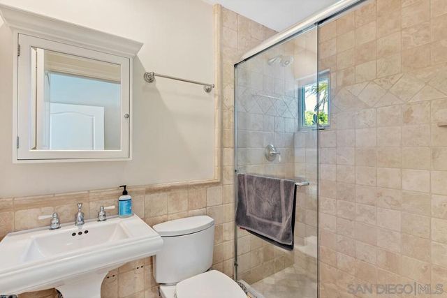 518 Sheffield, Cardiff By The Sea, CA 92007