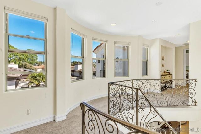 518 Sheffield, Cardiff By The Sea, CA 92007