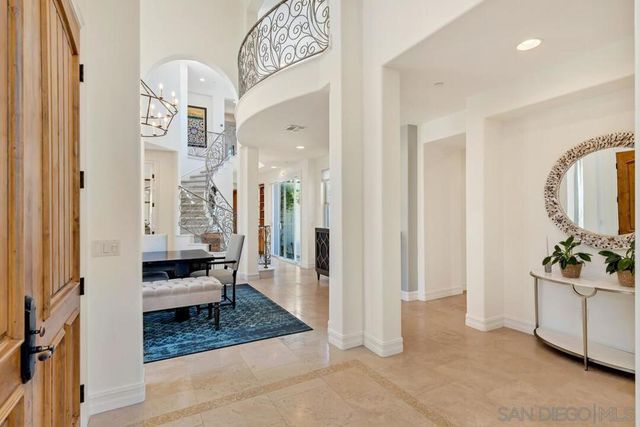 518 Sheffield, Cardiff By The Sea, CA 92007