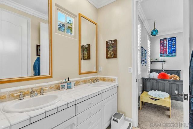518 Sheffield, Cardiff By The Sea, CA 92007