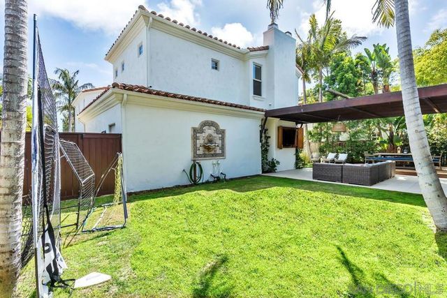 518 Sheffield, Cardiff By The Sea, CA 92007
