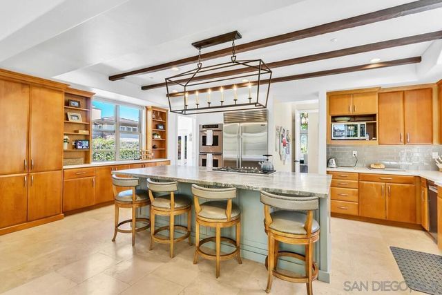 518 Sheffield, Cardiff By The Sea, CA 92007