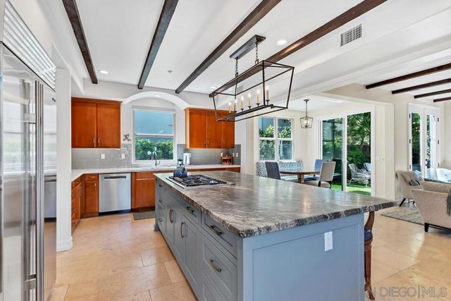 518 Sheffield, Cardiff By The Sea, CA 92007