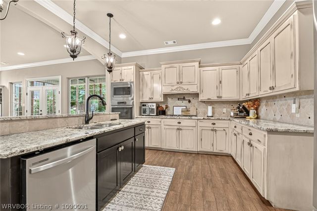 3105 S 28th Street, Fort Smith, AR 72901