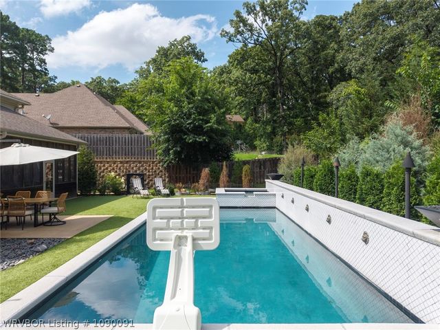 3105 S 28th Street, Fort Smith, AR 72901