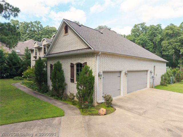 3105 S 28th Street, Fort Smith, AR 72901