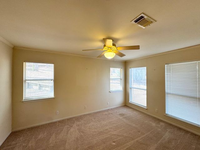 616 Marina Road A E, Crockett, TX 75835