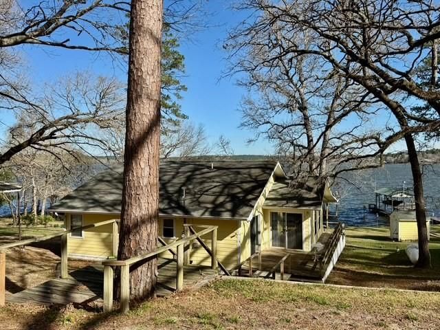 616 Marina Road A E, Crockett, TX 75835