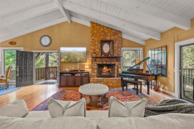 24312 Central Ave, Descanso, CA 91916