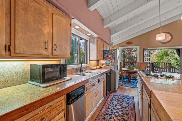 24312 Central Ave, Descanso, CA 91916