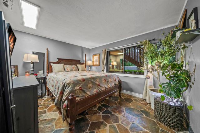 24312 Central Ave, Descanso, CA 91916