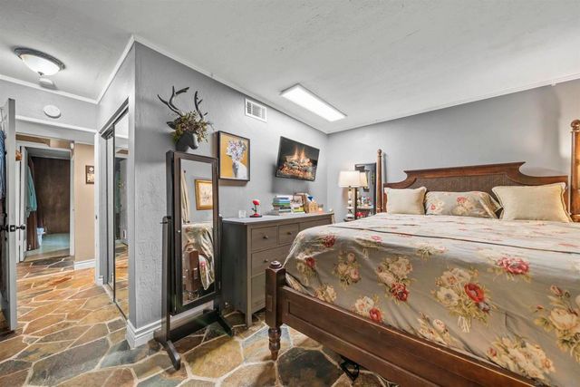24312 Central Ave, Descanso, CA 91916