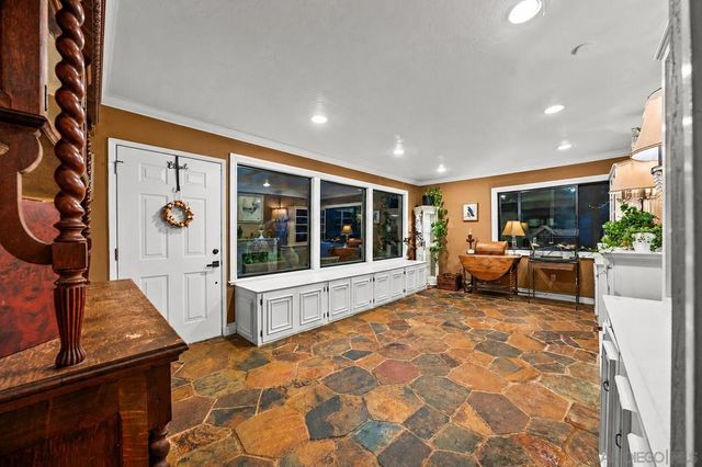 24312 Central Ave, Descanso, CA 91916