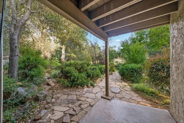 24312 Central Ave, Descanso, CA 91916