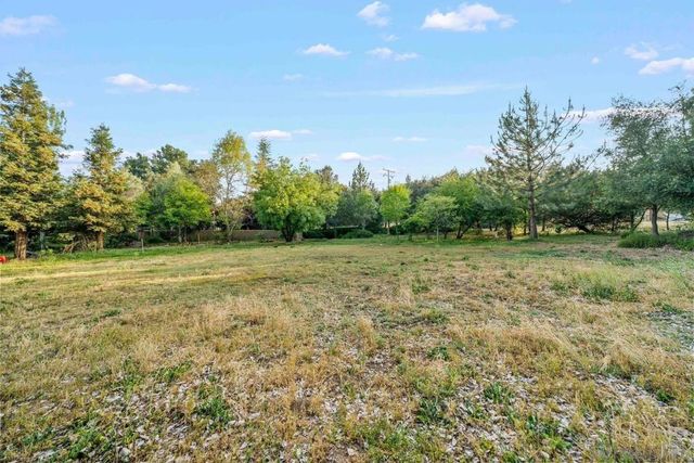 24312 Central Ave, Descanso, CA 91916