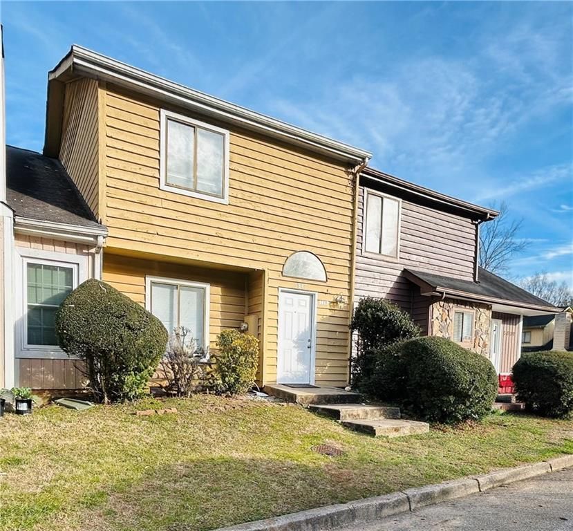 5841 Trent Walk Drive, Lithonia, GA 30038