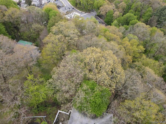 18 Columbus Avenue, Valhalla, NY 10595