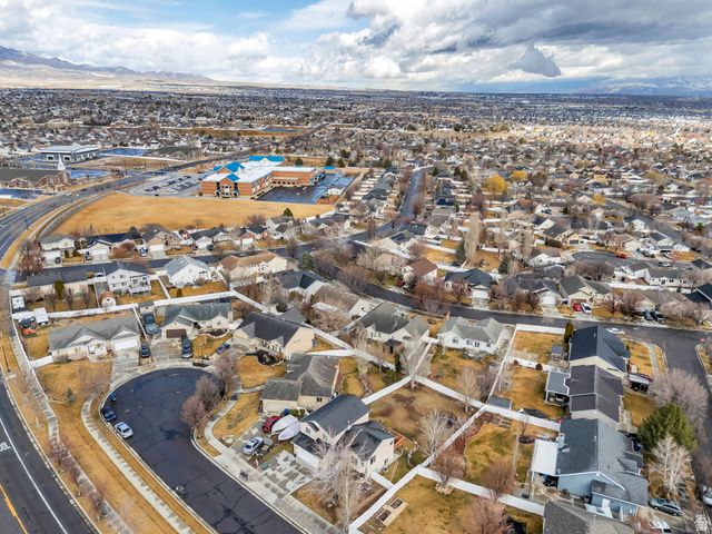 5496 W PRAIRIE DAWN LN, Herriman, UT 84096
