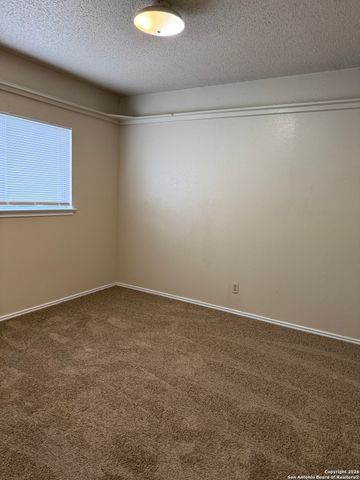 9370 Village Lance, San Antonio, TX 78250