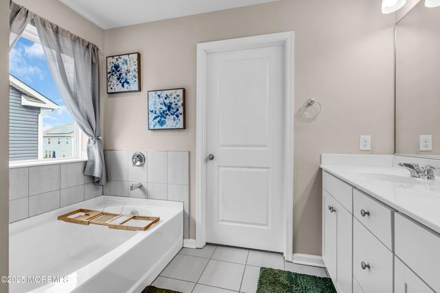 74 Bradshaw Drive, Manahawkin, NJ 08050
