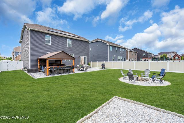 74 Bradshaw Drive, Manahawkin, NJ 08050