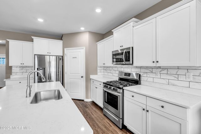 74 Bradshaw Drive, Manahawkin, NJ 08050
