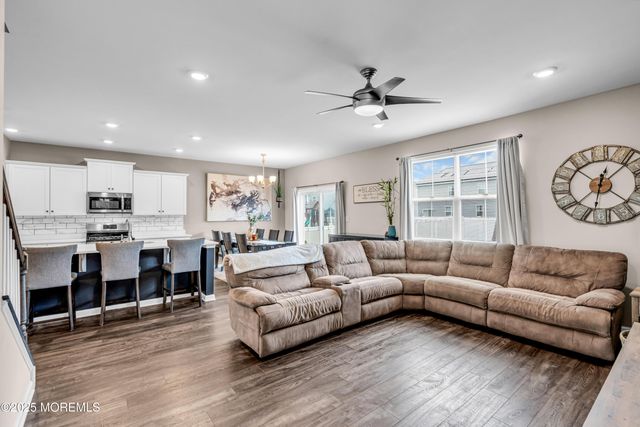 74 Bradshaw Drive, Manahawkin, NJ 08050