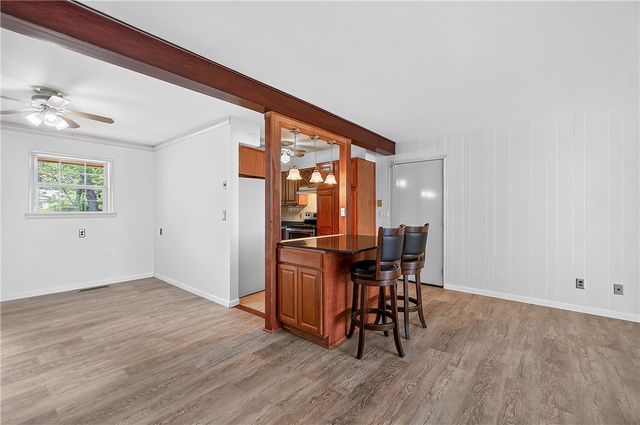 1117 E Ridgeway Drive, Fayetteville, AR 72701