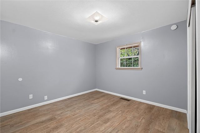 1117 E Ridgeway Drive, Fayetteville, AR 72701
