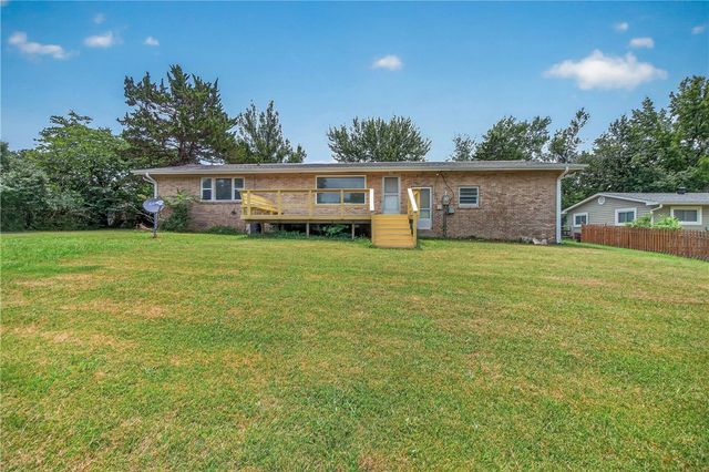 1117 E Ridgeway Drive, Fayetteville, AR 72701