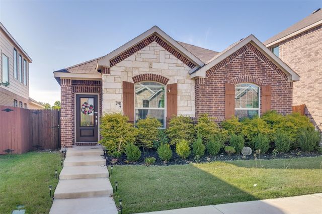 2911 S Griffin Lane, Forney, TX 75126
